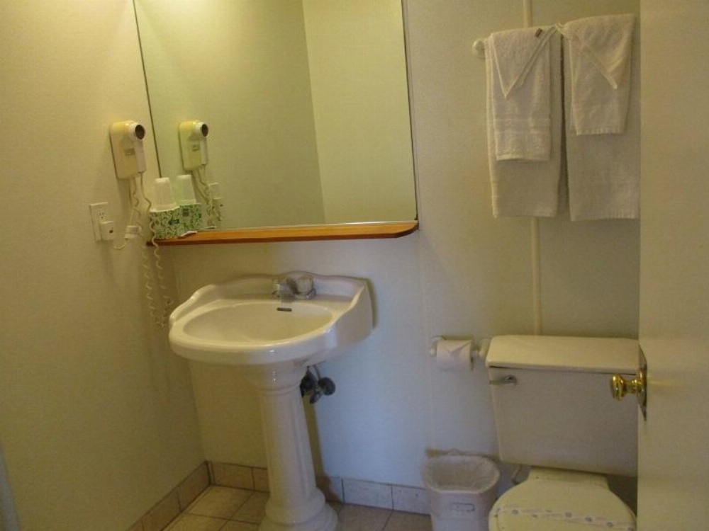 LAX Suites Image 10