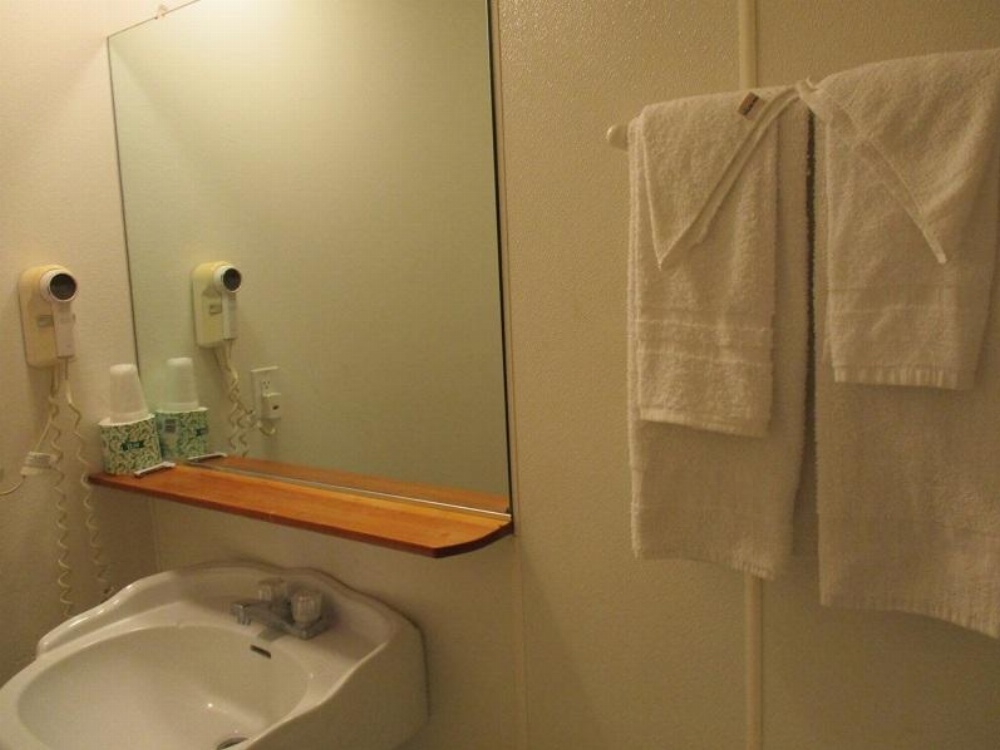 LAX Suites Image 12
