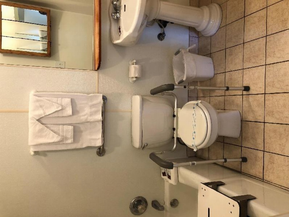 LAX Suites Image 6